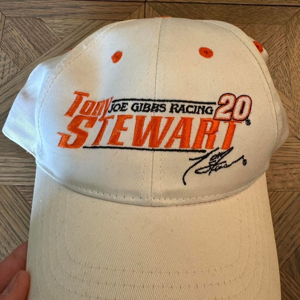 White tony stewart nascar hat 18